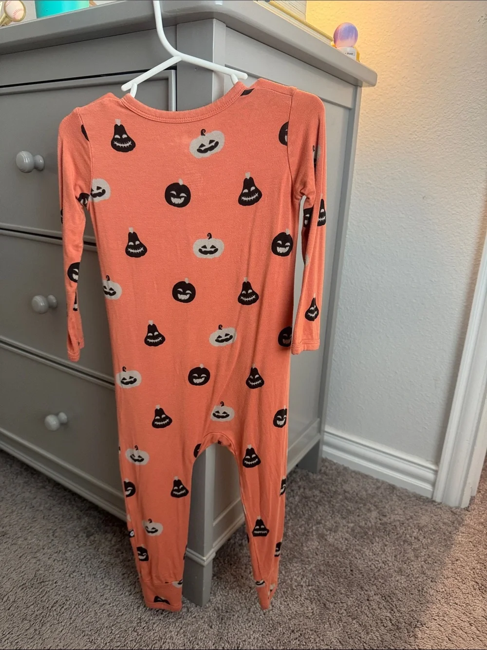 Kyte BABY Orange Pumpkin Print Zipper Romper